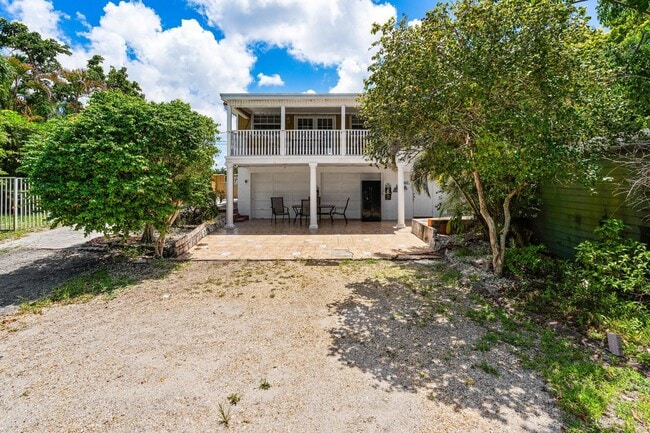 Foto del edificio - 4985 Gulfstream Rd