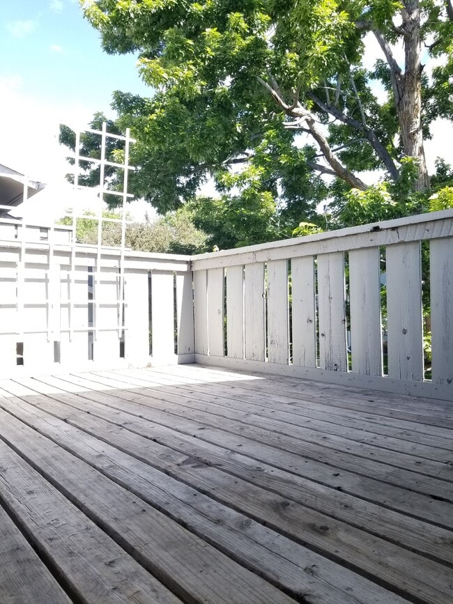 Building Photo - Tanglewood Condo #A