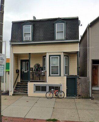 Building Photo - 319A Bennington St