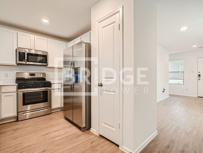 Building Photo - 9015 Burnet Bay Ct., Baytown, TX 77521