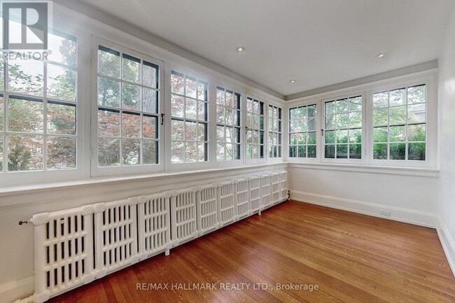 Building Photo - 41 Rosedale Heights Dr
