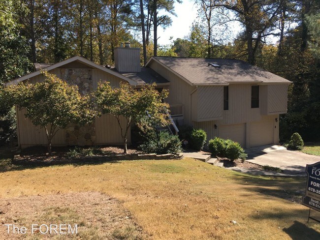 Foto del edificio - 5 br, 3 bath House - 1811 Greystone Court