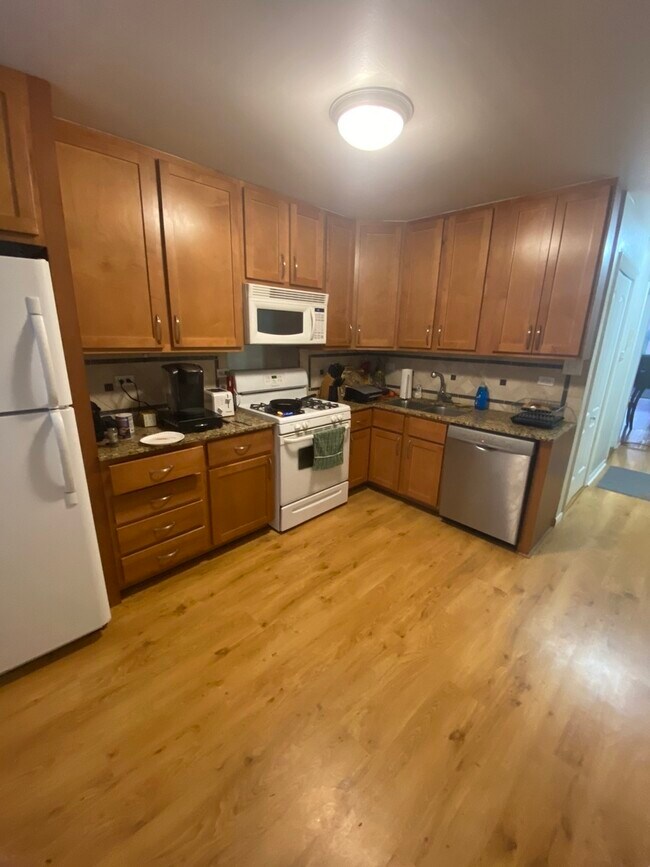 Foto del edificio - 932 W Montana St