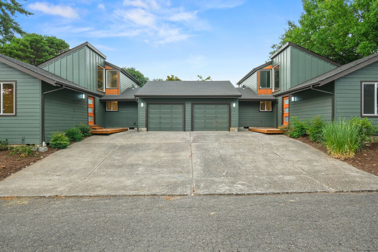 Foto principal - 8027 SW 103rd Ave