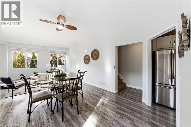 Photo du bâtiment - 4199 Longmoor Dr