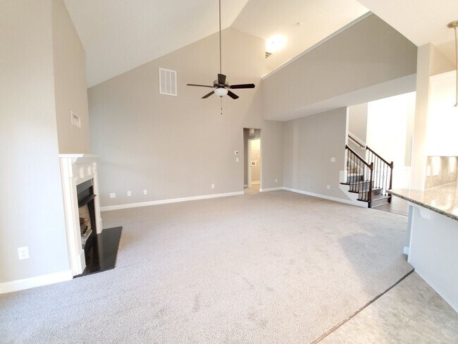 Foto del edificio - 3833 Shire Street ~ Valley End