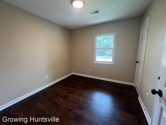 Building Photo - 3 br, 2 bath House - 13847 Mariellen Road SW