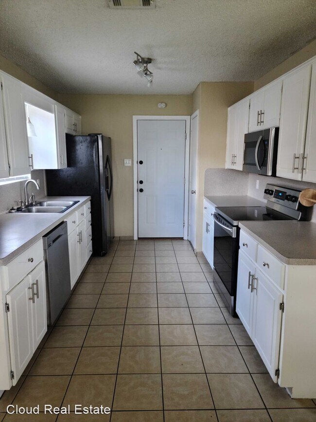 Building Photo - 4 br, 2 bath House - 4302 WINDCREST DRIVE