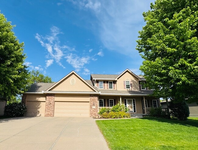 Building Photo - 5535 N 153rd St
