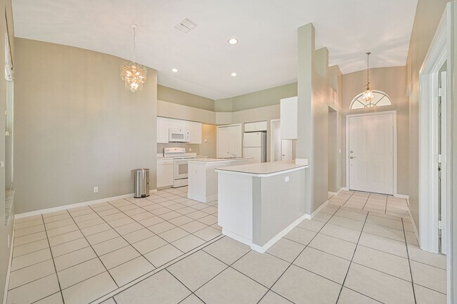 Foto del edificio - ** Fountain Lakes Estero ~ Single Family H...