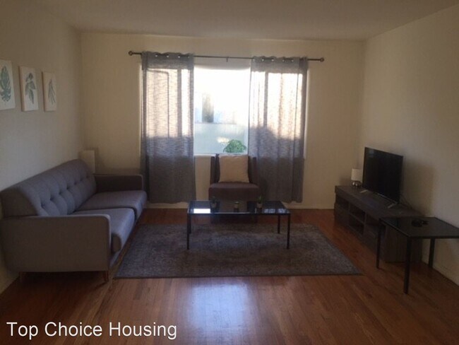 Foto del edificio - 427 San Vicente Blvd