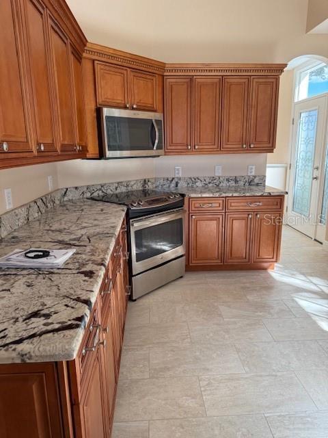 Building Photo - 1500 Lago Vista Blvd