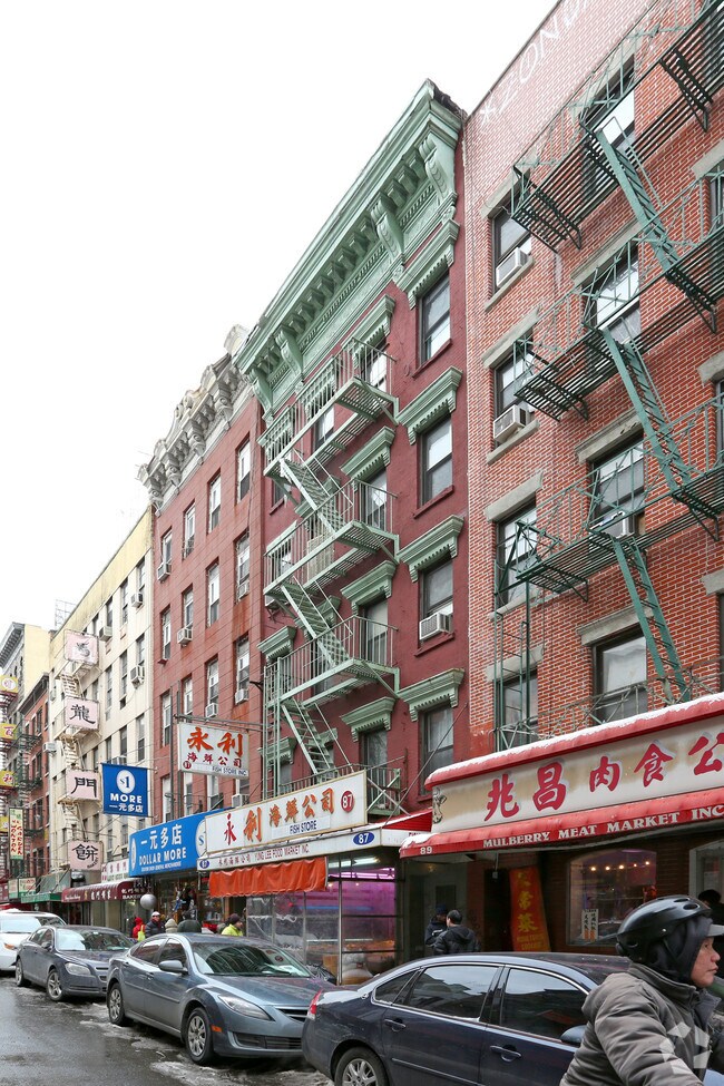 Building Photo - 87 Mulberry St