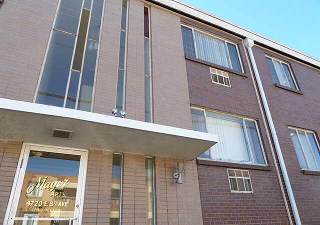 Foto principal - 4720 E 8th Ave