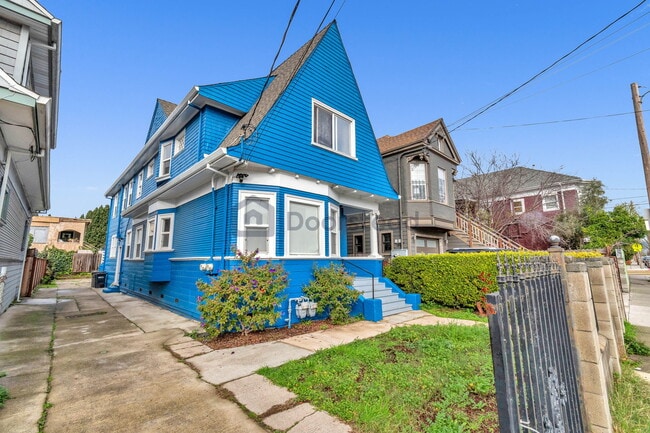 Building Photo - 3827 West St