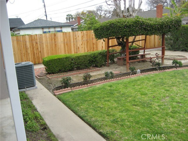 Foto del edificio - 1501 N Linwood Ave