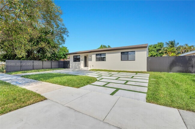 Foto del edificio - 6021 SW 19th St