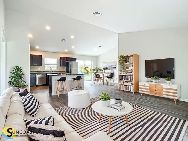 Foto del edificio - 8608 N Gilovu Dr