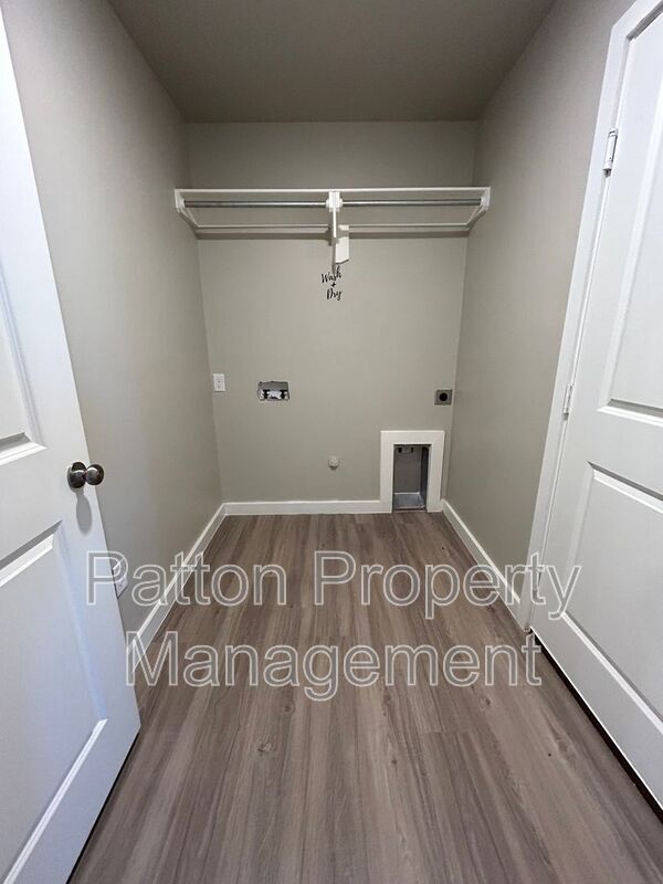 Foto del edificio - 6904 Athens St