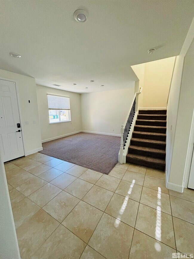 Foto del edificio - 2450 Gallagher Rd