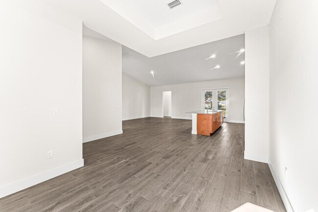 Foto del edificio - 15235 Tangelo Blvd