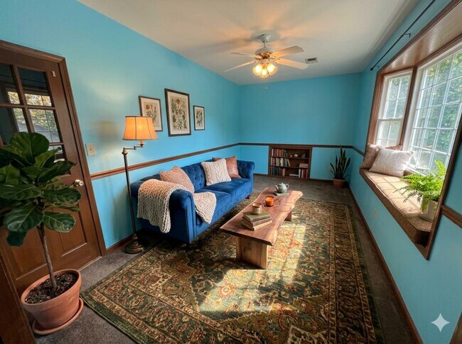 Foto del edificio - 1756 Straw Valley Rd