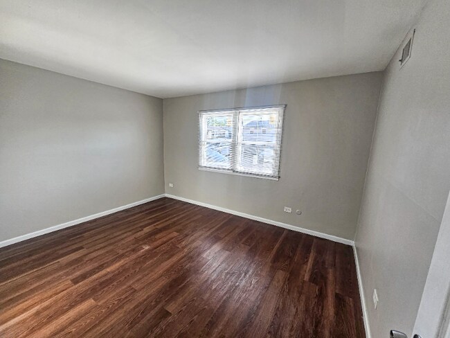 Foto del edificio - 7411 Astor Ave