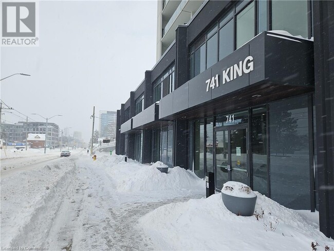 Building Photo - 741 King St W