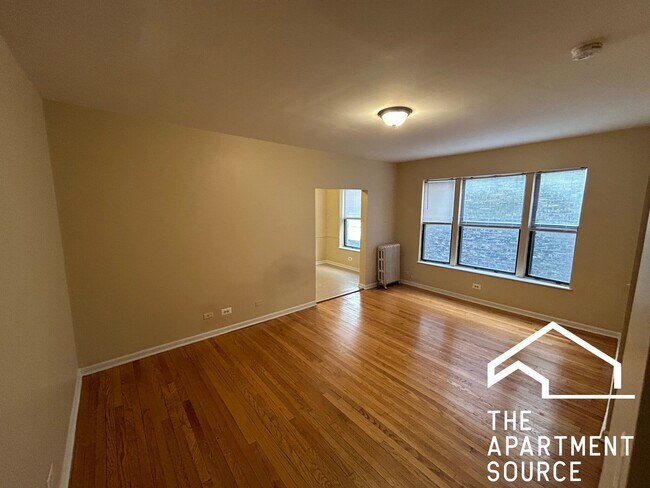 Foto del edificio - 7728 N Marshfield Ave