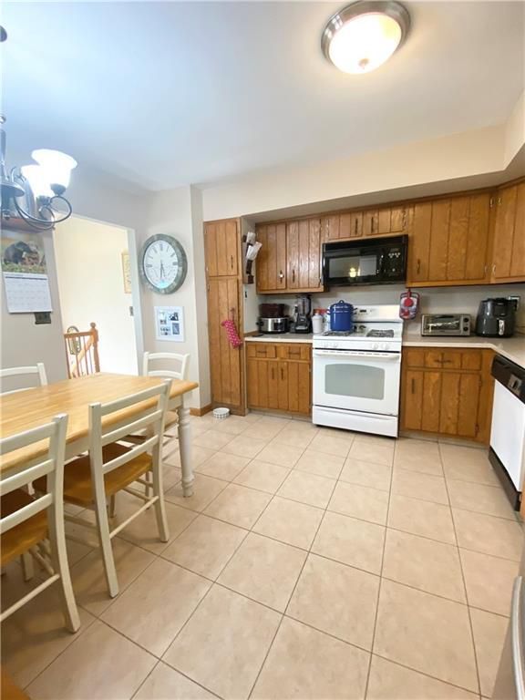 Foto del edificio - 555 Vineland Ave