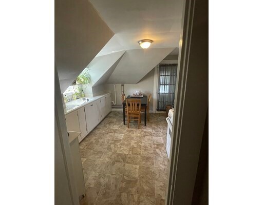 Foto del edificio - 429 Furnace Brook Pkwy