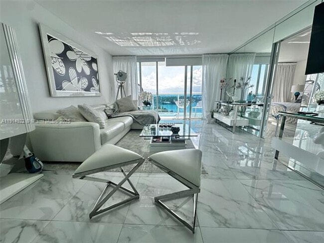 Photo - 6770 Indian Creek Dr Apartment