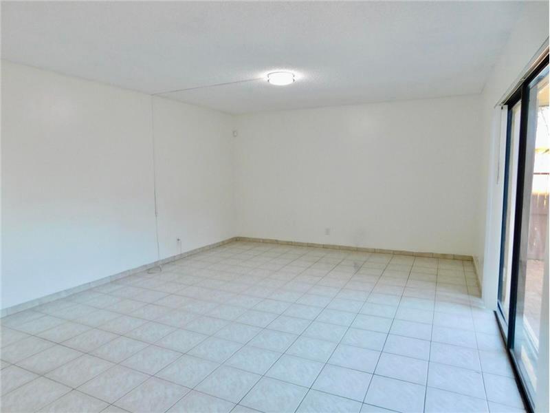 Primary Photo - 4215 Turnberry Cir