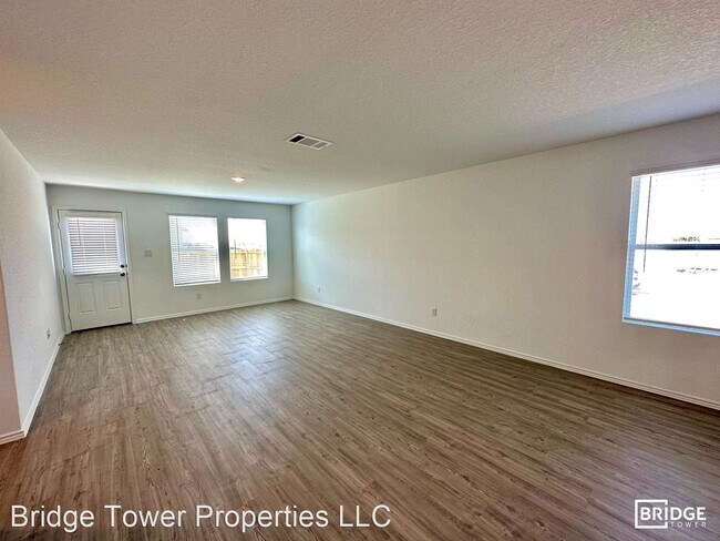 Foto del edificio - 4 br, 2 bath House - 2418 Double Oak Drive