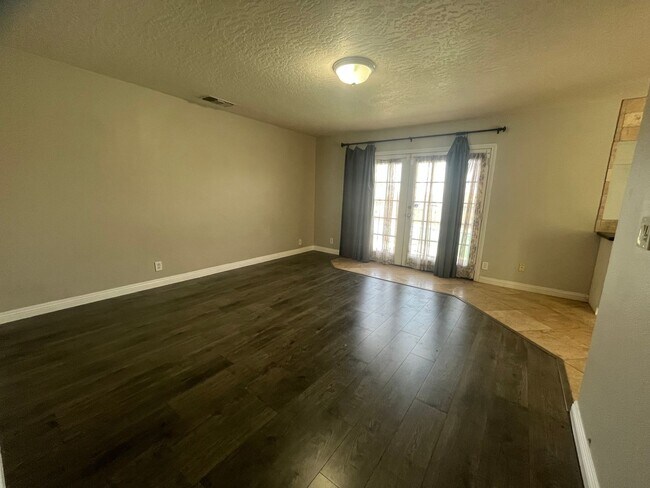 Foto del edificio - Beautiful Home available now