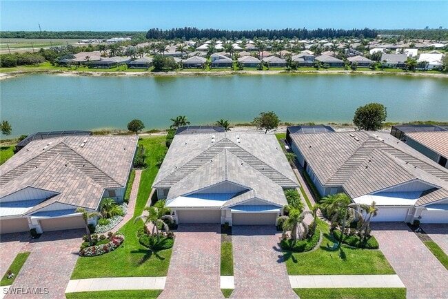 Building Photo - 14799 Edgewater Cir
