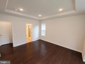 Building Photo - 466 Andorra Blvd