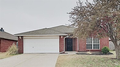 Building Photo - 6816 NW 136th Pl