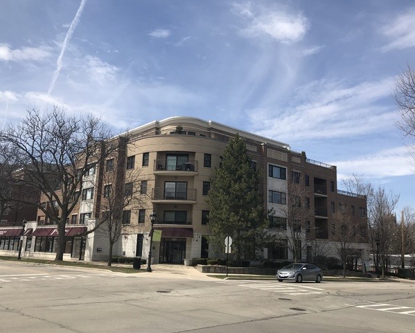 Foto principal - 586 Crescent Blvd