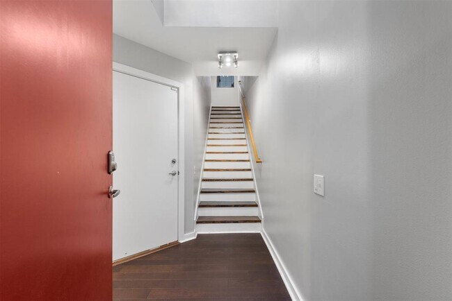 Foto del edificio - 1218 Crosby St