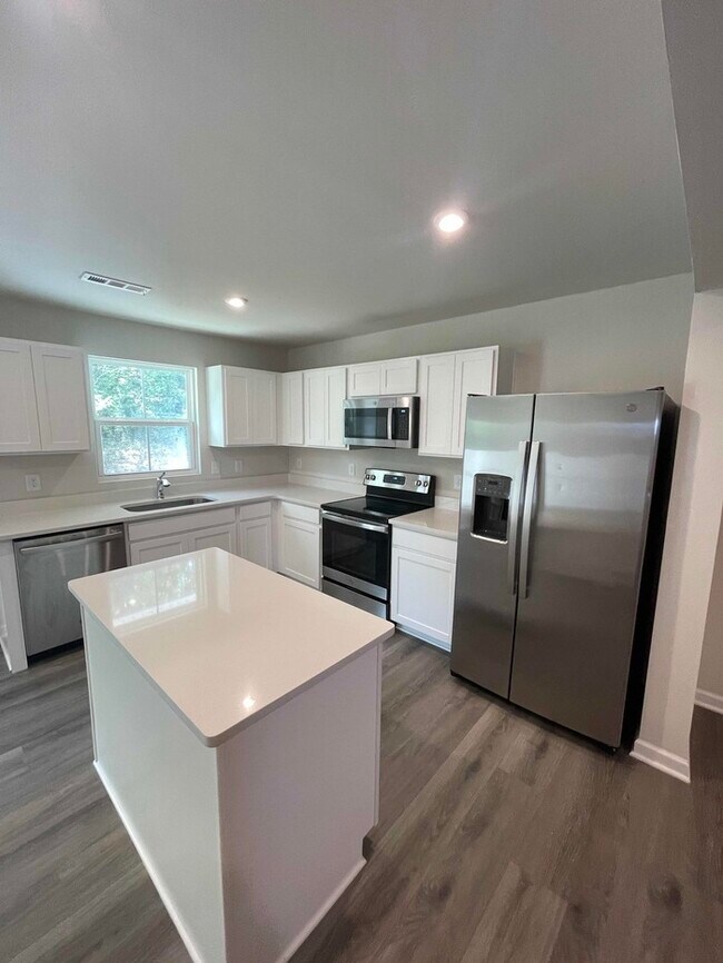 Foto del edificio - 2757 Thornton Grove Blvd