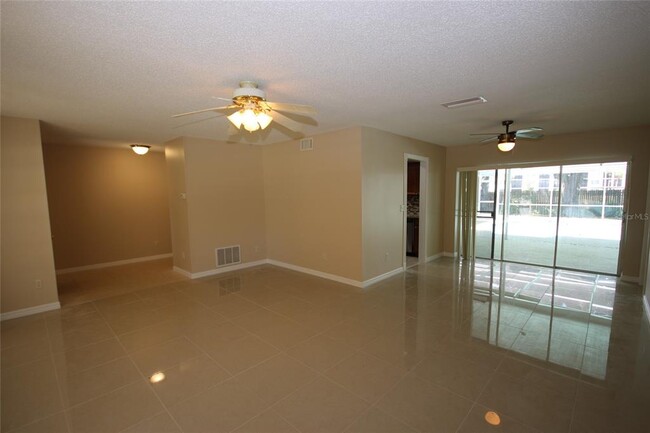 Foto del edificio - 2512 Cypress Bend Dr