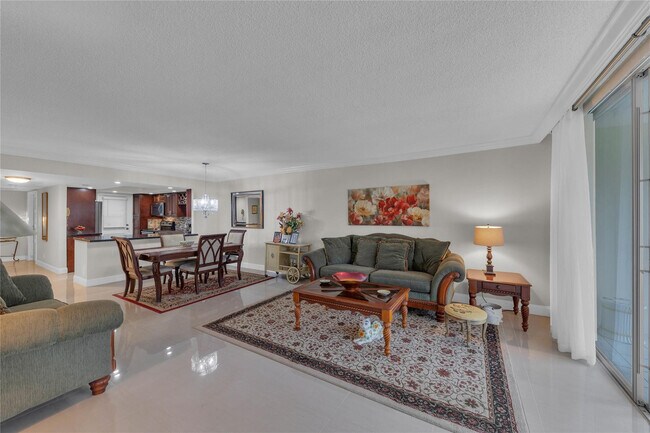 Foto del edificio - 3001 S Course Dr