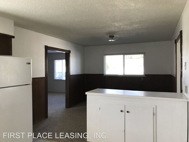 Building Photo - 3 br, 2 bath House - 129 Manson Dr.