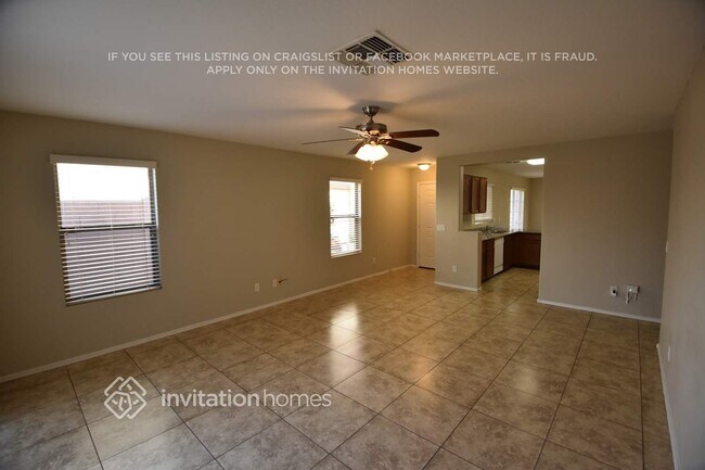 Foto del edificio - 12470 W Redfield Rd