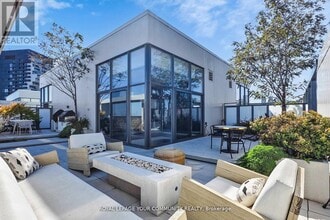 Building Photo - 32 Trolley Cres