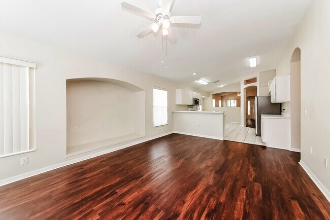 Foto del edificio - 12006 Popash Glen