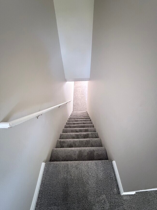 Foto del edificio - 198 E 5460 S