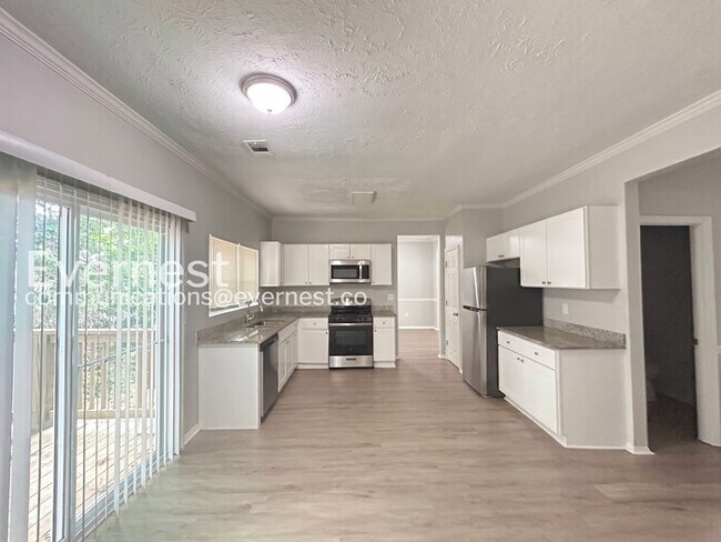 Building Photo - 263 Elm Forest Way