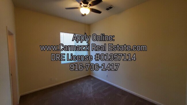 Building Photo - 1201 Souza Way